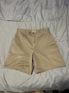 L.L. Bean Men's Tan Flat-Front Cotton Shorts